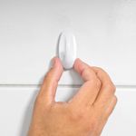 Gancho-Onix-De-Plastico-Branco-M---Tekbond-TB-20801000301